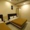 Hotel Madhuri Executive - Colhapur
