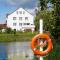 Das Haus am Teich