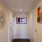 Contemporary & Homely Penthouse, 2 mins walk from Cambridge Station, lift access, secured gated on-site parking, self check-in, SUPER Fast WIFI, Terrace & Sleeps 6
