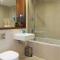 Contemporary & Homely Penthouse, 2 mins walk from Cambridge Station, lift access, secured gated on-site parking, self check-in, SUPER Fast WIFI, Terrace & Sleeps 6 - Cambridge