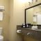 Holiday Inn Express Hotel & Suites Salisbury - Delmar by IHG