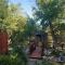Grizzly Roadhouse Bed and Breakfast