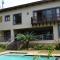 Three Palms One Bedroom Apartment - SOLAR