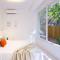 Foto: Luxurious by the Beach Apartment with Garden 2/65