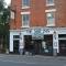 Charming 1 bed riverside apartment