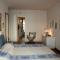 Vest House 45