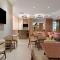 Hyatt House Denver/Downtown