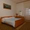 Apartments by the sea Brist, Makarska - 508