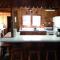 Log Cottage on Blue Lake