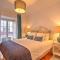 Heart of Bairro Alto-Live like a Local - لشبونة