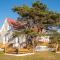 Cavendish Lodge & Cottages