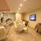 Hotel Chic