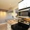 Foto: McKinnon Pointe #106 12/14