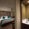 Burton Hotel