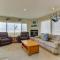 Aces Beach House