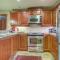 Powderhorn Lodge 210: Blazing Star Suite