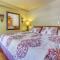 Powderhorn Lodge 210: Blazing Star Suite