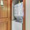 Eagle Springs East 206: White Fir Suite