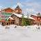 Eagle Springs East 206: White Fir Suite