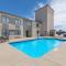 Super 8 by Wyndham Midland - ميدلاند