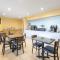 Super 8 by Wyndham Midland - ميدلاند