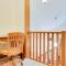 Brooke and Dans Retreat -3 bedroom home plus a 2 bedroom apartment