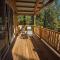 DiamondStone Guest Lodges