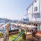 Simons Town Quayside Hotel