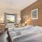 Highland Lodge