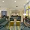 Days Inn & Suites by Wyndham Altoona - Altoona