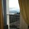 Ron's Condo Overlooking the Lake - Tagaytay