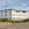Hotel Am Leuchtturm - Warnemünde