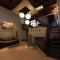 H & V Residence - Split Level Apartment