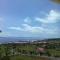 La Mirada Residence , Large 1 bedroom Condo, Beaches , 3 pools, Ocean views, fast WiFi, Netflix, Breakfast included