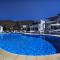 Island House Hotel