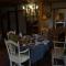 Les Hotes Des Guillemets