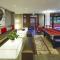 Kyriad Prestige Lyon Est - Saint Priest Eurexpo Hotel and SPA - Saint-Priest