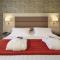 Kyriad Prestige Lyon Est - Saint Priest Eurexpo Hotel and SPA