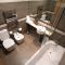 La Suite Hotel