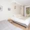 Studios 10 & 11 BY HOTEL DES LICES