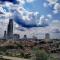 Paragon Suites Studios with Private Jacuzzi near CIQ RTS - 新山