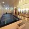 Capsule Hotel Kobe Sannomiya (Male Only) - Kobe