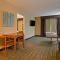 BEST WESTERN Plus Menomonie Inn & Suites - Menomonie