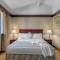 Dinahs Garden Hotel