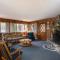 11B Sequoia House