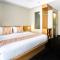 Maple Hotel Grogol