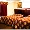 Whispering Palms Inn