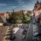 Lunette Apartments