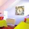 Lovely modern top floor apartment in Central Cannes just a short walk from the beaches and the Palais 1519