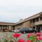 American Inn and Suites - Countryside
